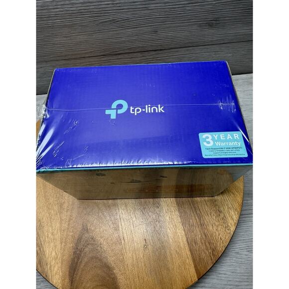 TP-LINK TL-SG1005P 5-Port Desktop Switch - Picture 5 of 6